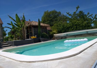 la-piscine-gite-étage-evasion-idyllique